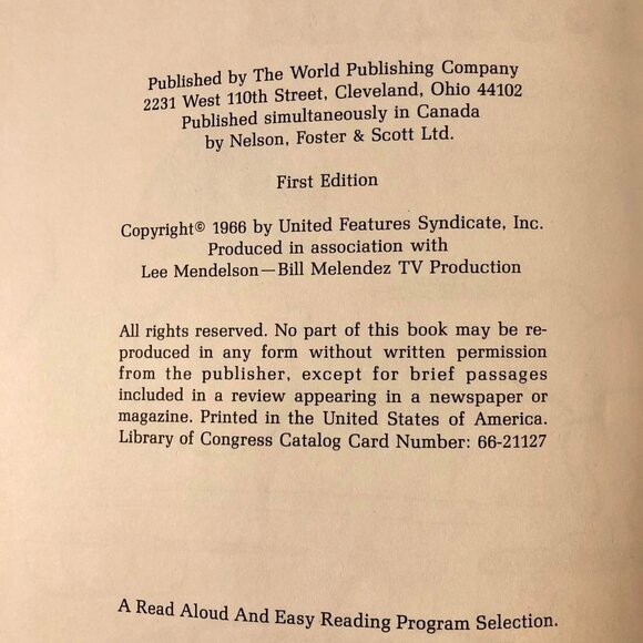 Lot of 4 Vintage Snoopy & Charlie Brown Books - Picture 4 of 11